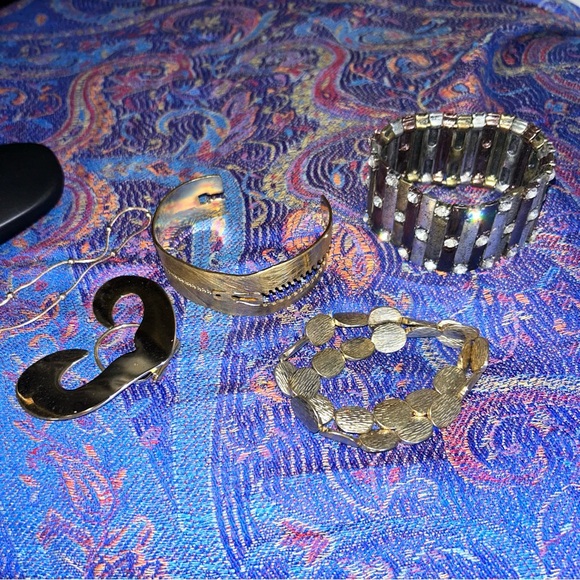 Gold plated necklace bracelet accessory lot - Picture 2 of 10